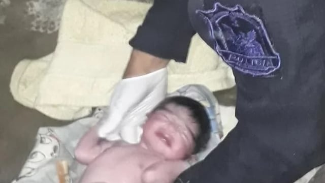 Un policía recibió al recién nacido en Rawson.