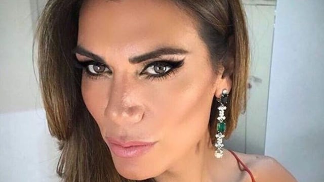 Flor de la V se mantiene al día con sus seguidores en las redes.