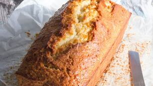 Cómo hacer el famoso budín “10 cucharadas”: receta fácil que te vas a acordar de memoria