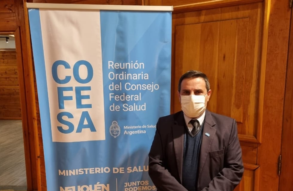 Medina Ruiz: “Con el barbijo evitamos el contagio y con la inmunización disminuimos el riesgo de padecer una enfermedad grave”