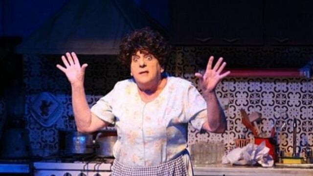 La obra Más respeto que soy tu madre se convirtió en un suceso de taquilla y lo llevó de gira por todo el país.