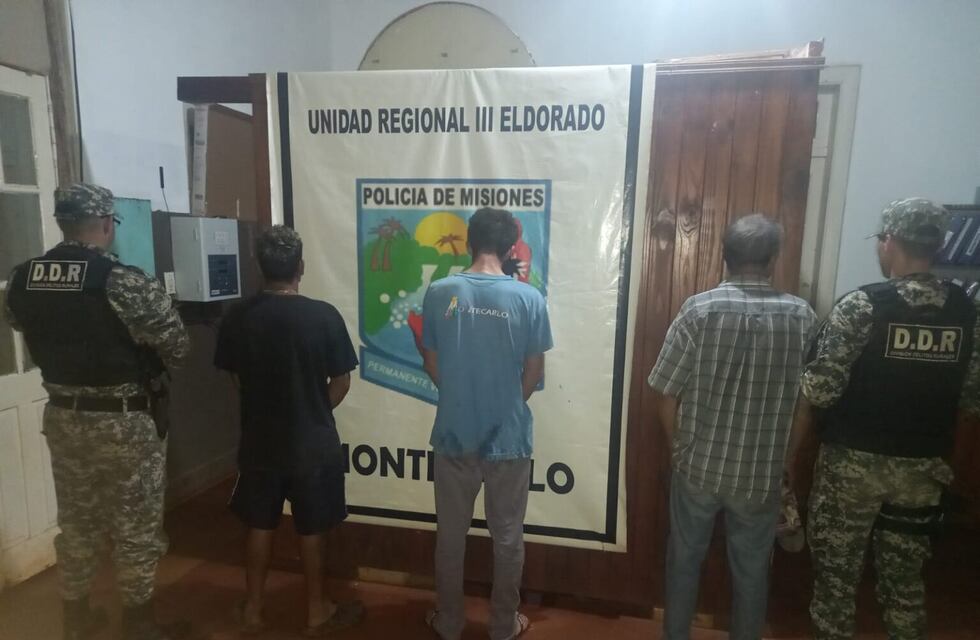 Montecarlo: intentaban vender un arma de fuego y fueron detenidos
