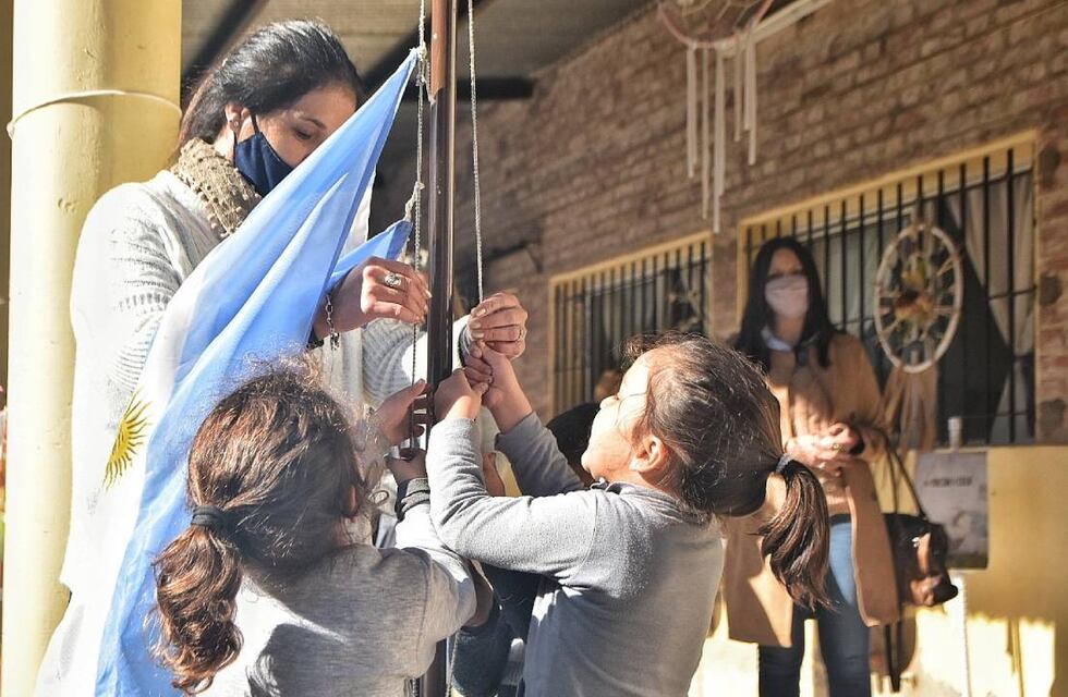 El lunes regresa la “presencialidad plena” a todas las escuelas santafesinas