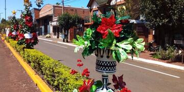 Capioví arrancó con las tradicionales decoraciones navideñas.