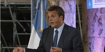 El titular de la Cámara de Diputados, Sergio Massa, aislado por contacto estrecho.
