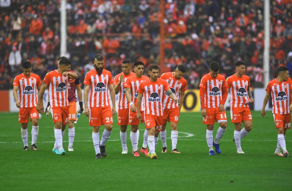Instituto cayó 1 a 0 ante Banfield de local, con el arquero rival como figura