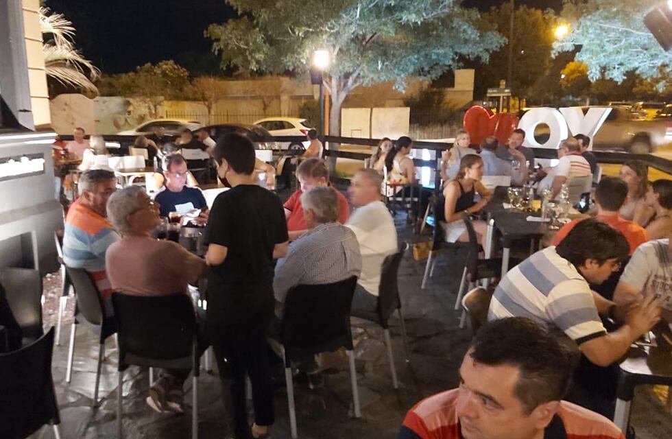 Pietrasanta Bar es una realidad y abrió sus puertas en Arroyito