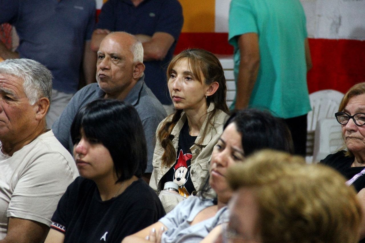 LOS VECINOS DE BARRIO LA QUINTA CUARTA SECCIÓN YA PUEDEN CONECTARSE AL SERVICIO DE CLOACAS