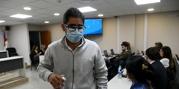 Diego Cardozo en el juicio por las muertes de bebés en el Hospital Materno Neonatal de Córdoba. (Ramiro Pereyra / La Voz)