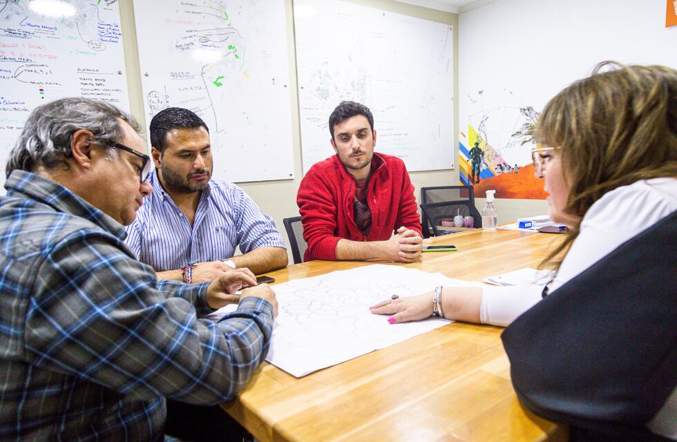 La DPOSS avanza con un plan director de obras de agua y cloaca para barrios de la zona alta de Ushuaia