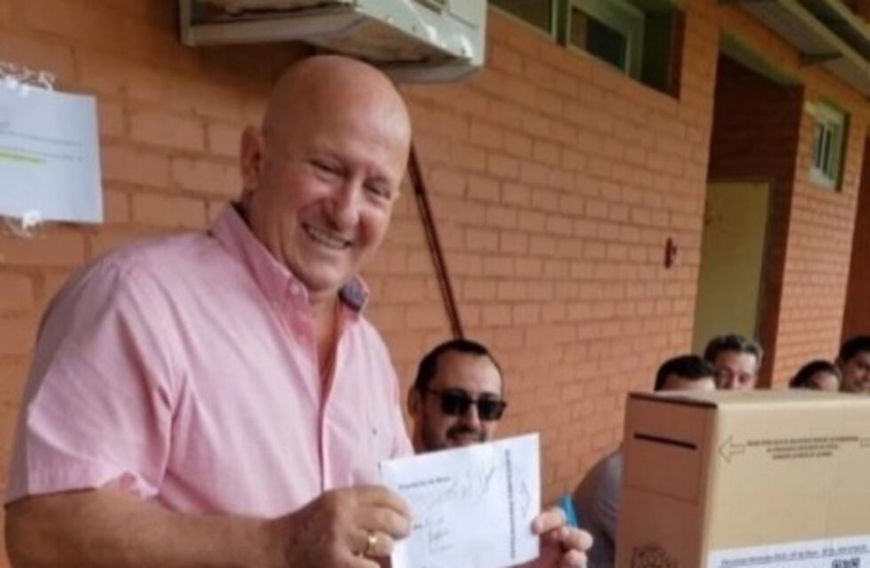 Elecciones en Misiones: el intendente Filippa emitió su voto en Iguazú