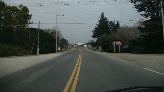 Los ocupantes del camión fueron abandonados en la Ruta C45.
