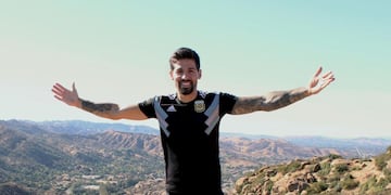Gabriel Bellandi necesita volver a su hogar, necesita la colaboración para comprar un pasaje de avión.