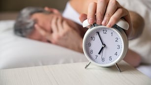 Una doctora estadounidense recomienda dejar de tomar cafeína 10 horas antes de irse a dormir.