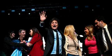 Javier Milei se prepara para la asunción.