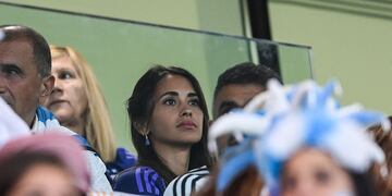 Antonela Roccuzzo y un momento incómodo en Qatar.
