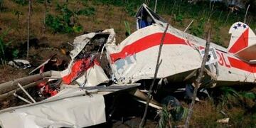 El joven permanece internado en grave estado