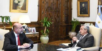 Alberto Fernández recibió a Omar Perotti. (Presidencia)
