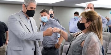 Encuentro del ministro de Hábitat con intendentes cordobeses (Prensa Hábitat)