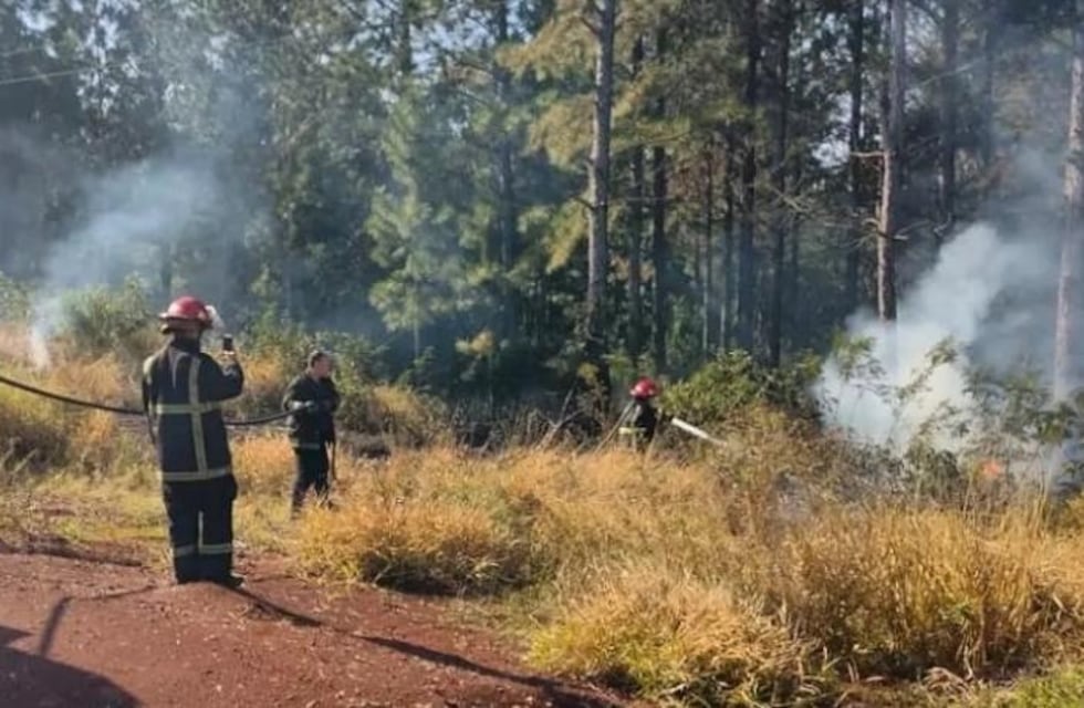 Un hombre fue detenido por provocar incendio en Santa Ana