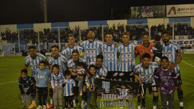 Racing y Douglas Haig, en Nueva Italia, por la fecha 28 de la Zona 2 del Federal A. (Facundo Luque / La Voz)