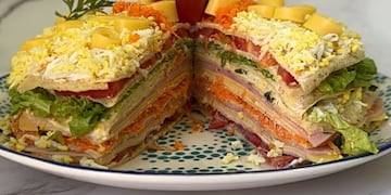 Cómo hacer una torre de panqueques: la receta clásica, fácil y fresca para la mesa navideña