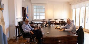 Marcelo Sain junto a Aníbal Fernández