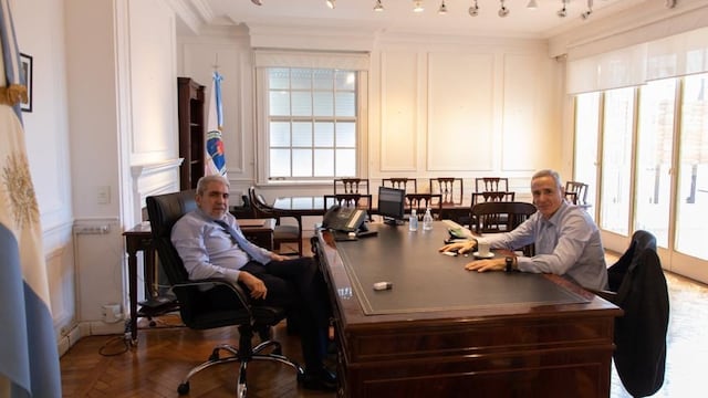 Marcelo Sain junto a Aníbal Fernández