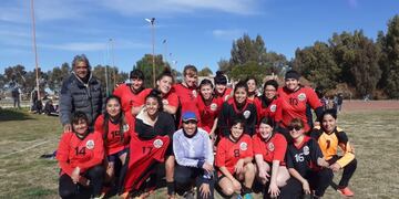 Ramonas es uno de los punteros de la Liga de Fútbol Femenino de Punta Alta.