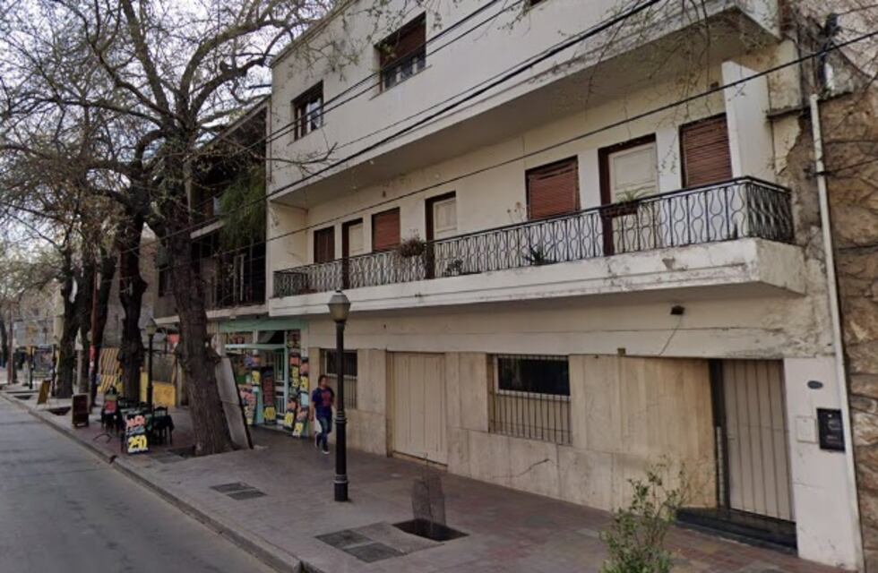 Se incendió un hotel en Ciudad y evacuaron a cinco huéspedes