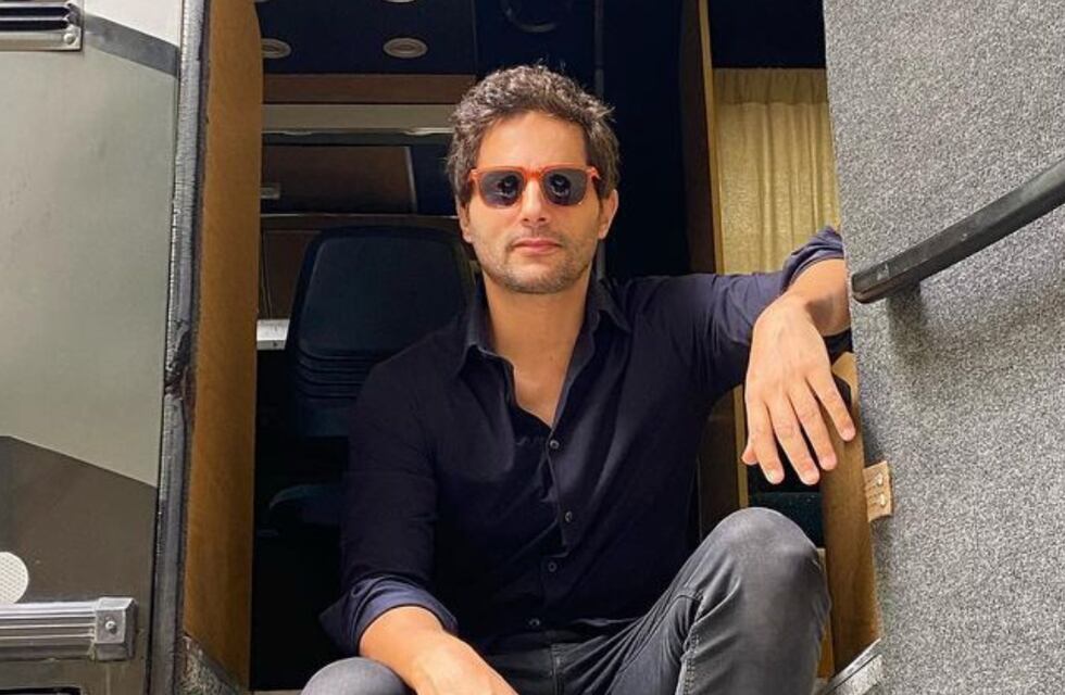 Aventura, paisajes soñados y una nueva relación: Joaquín Furriel se mostró feliz en San Martín de los Andes