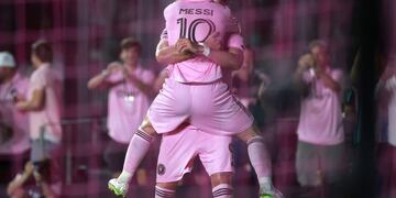 Messi celebrando su gol ante Charlotte