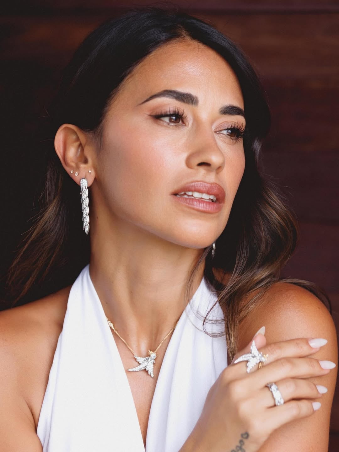 Antonela Roccuzzo posó con accesorios de lujo.