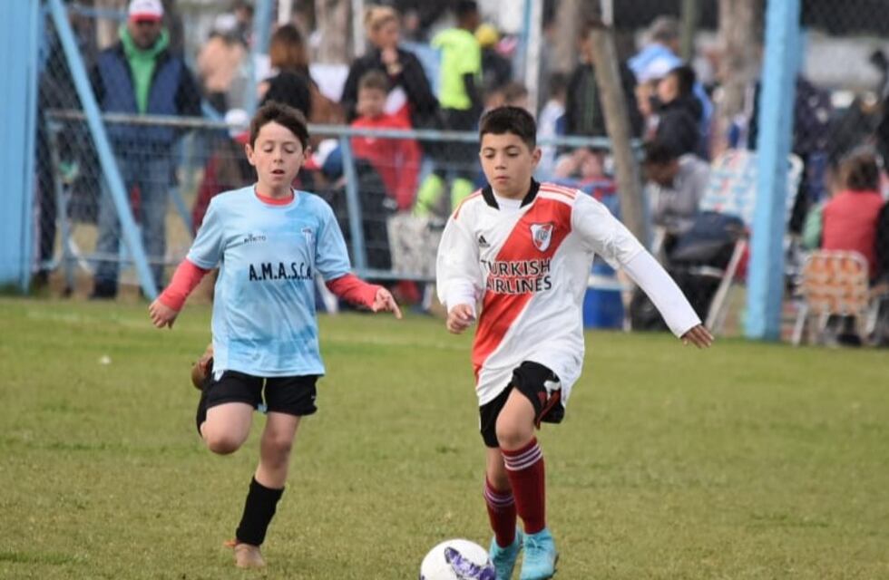 Se pone en marcha la Cumbre Internacional del Fútbol Infantil