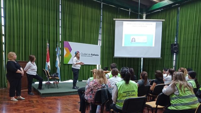 El personal de Protección Vial y Comunitaria continúa capacitándose