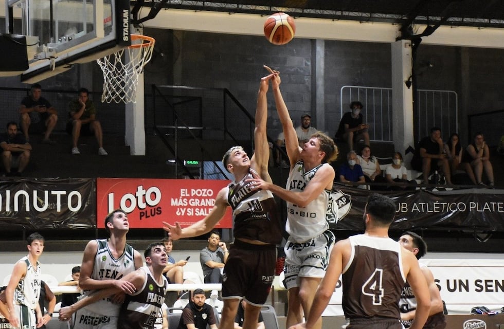 De visitante, Atenas logró su primer triunfo en la Liga Nacional