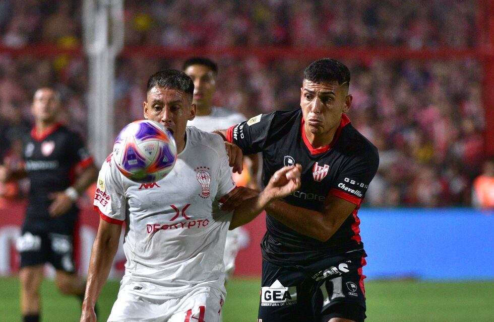 Video: Instituto volvió a empatar como local, ante un Huracán que traía pretensiones de punta