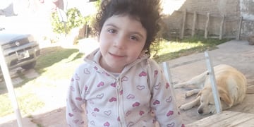 Cata debe volver al Garrahan y su mamá vende rifas para los gastos