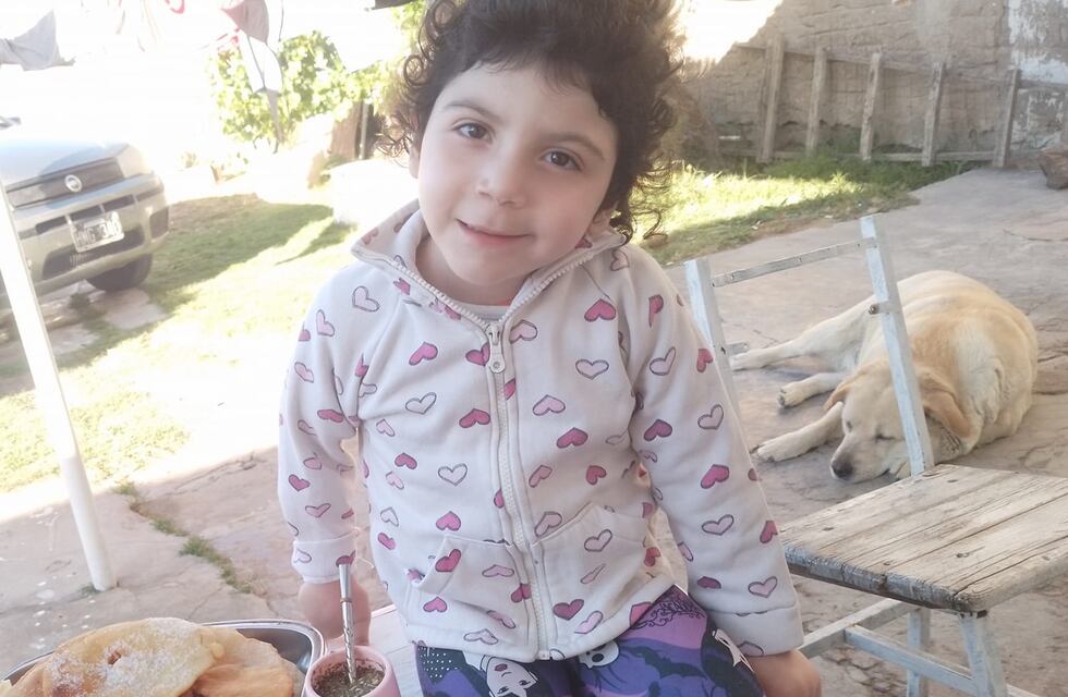 Cata debe volver al Garrahan y su mamá vende rifas para los gastos