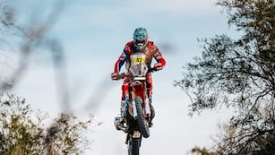 El estadounidense Ricky Brabec encabezó un podio completo de Honda.