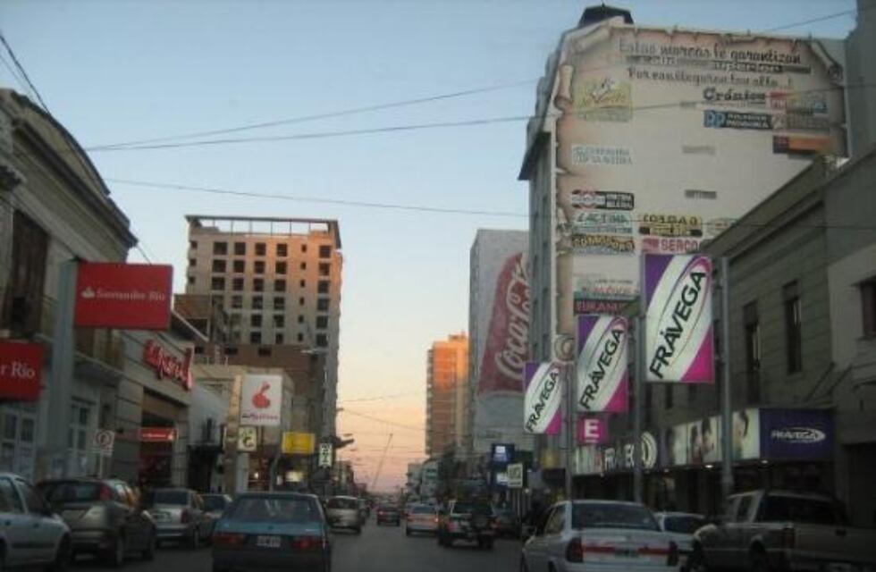 Los comercios de Comodoro Rivadavia se vestirán de azul para conmemorar los 40 años de la Guerra de Malvinas y concientizar sobre el Autismo