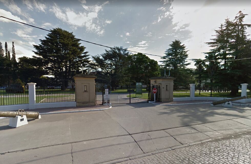 Encontraron restos humanos en el Regimiento Militar de Azul