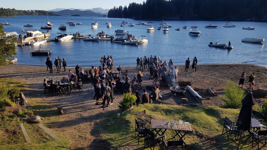 Formularán cargos a los responsables de la fiesta en Villa La Angostura