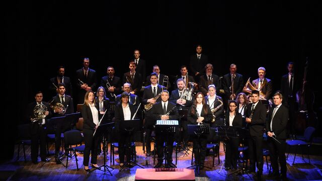 La Banda Municipal se presenta junto al director colombiano Rogelio Arturo Castro Garcia