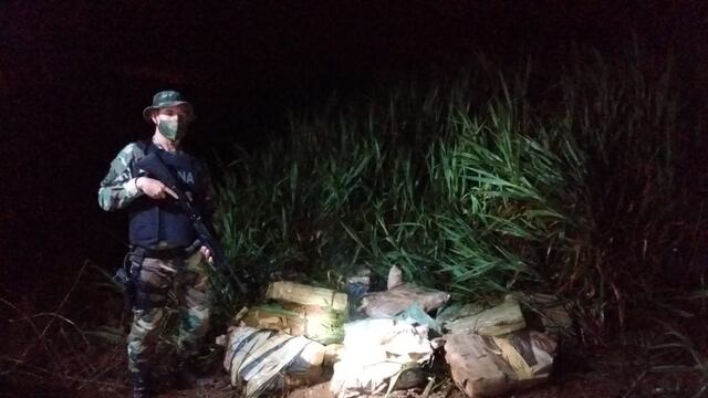 Prefectura Naval Argentina secuestró marihuana en Montecarlo.