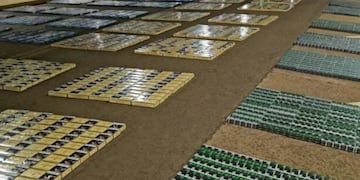 El Soberbio: incautan millonario contrabando de cigarrillos.