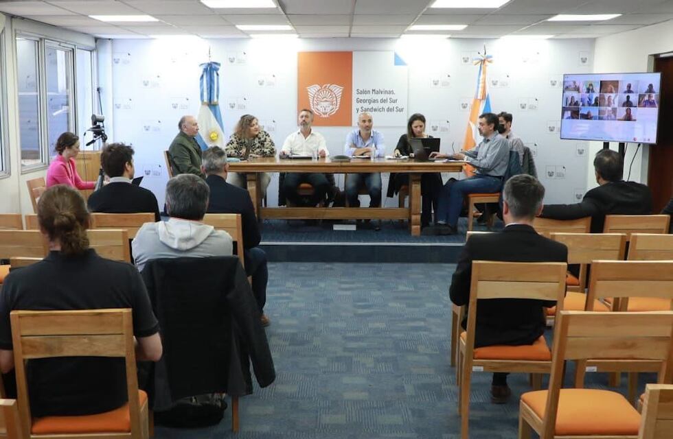 Río Grande participó por primera vez en su historia de la Comisión del Área Aduanera Especial