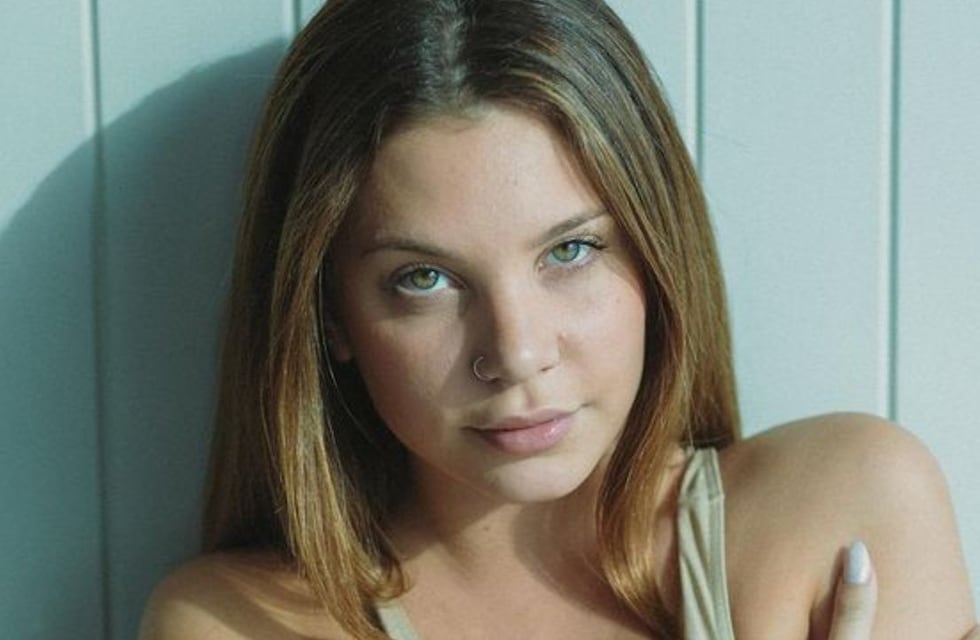 Se hizo viral tocando el ukelele, le abrió a Maluma en Vélez y ahora la rompe en Onlyfans