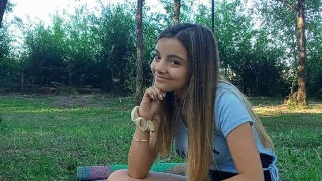 Micaela Castro, la joven que necesita operarse de su escoliosis idiopática urgentemente.
