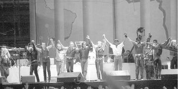 Sting, Peter Gabriel, Bruce Springsteen, Tracy Chapman y Youssou N’Dour pisaron el inmenso escenario que se montó sobre el Malvinas Argentinas